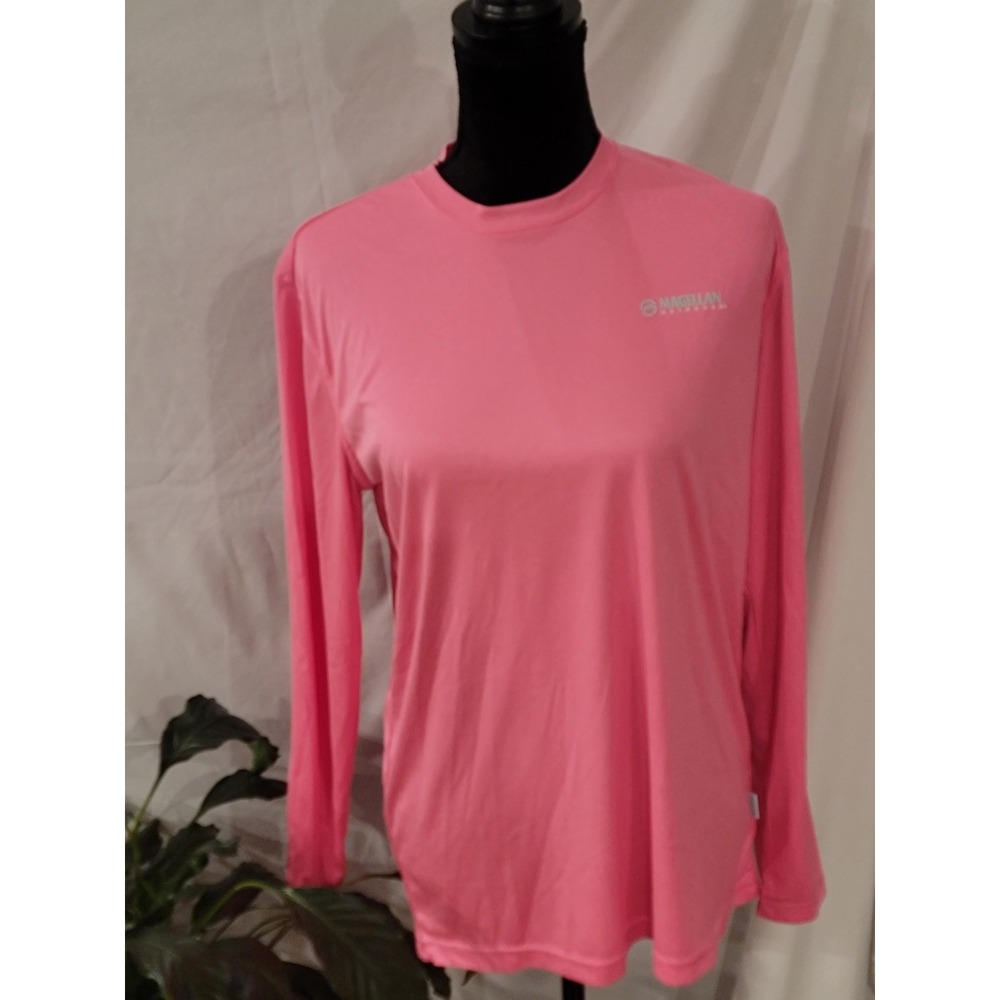 Magellan Outdoors Fish Gear Pink Long Sleeve Performance Shirt Womens Medium